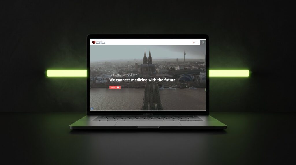 Webdesign Referenz von YOU MEDIA - Unternehmenswebsite auf MacBook
