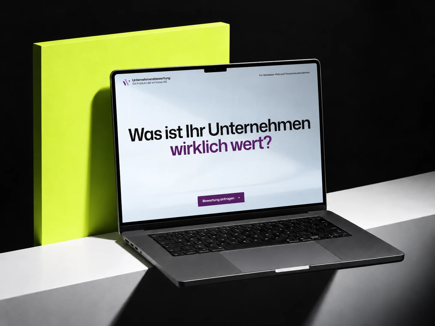 KMU-Wert.ch auf einem Laptop – Website mit WordPress, Elementor und Scroll-Animationen von YOU MEDIA